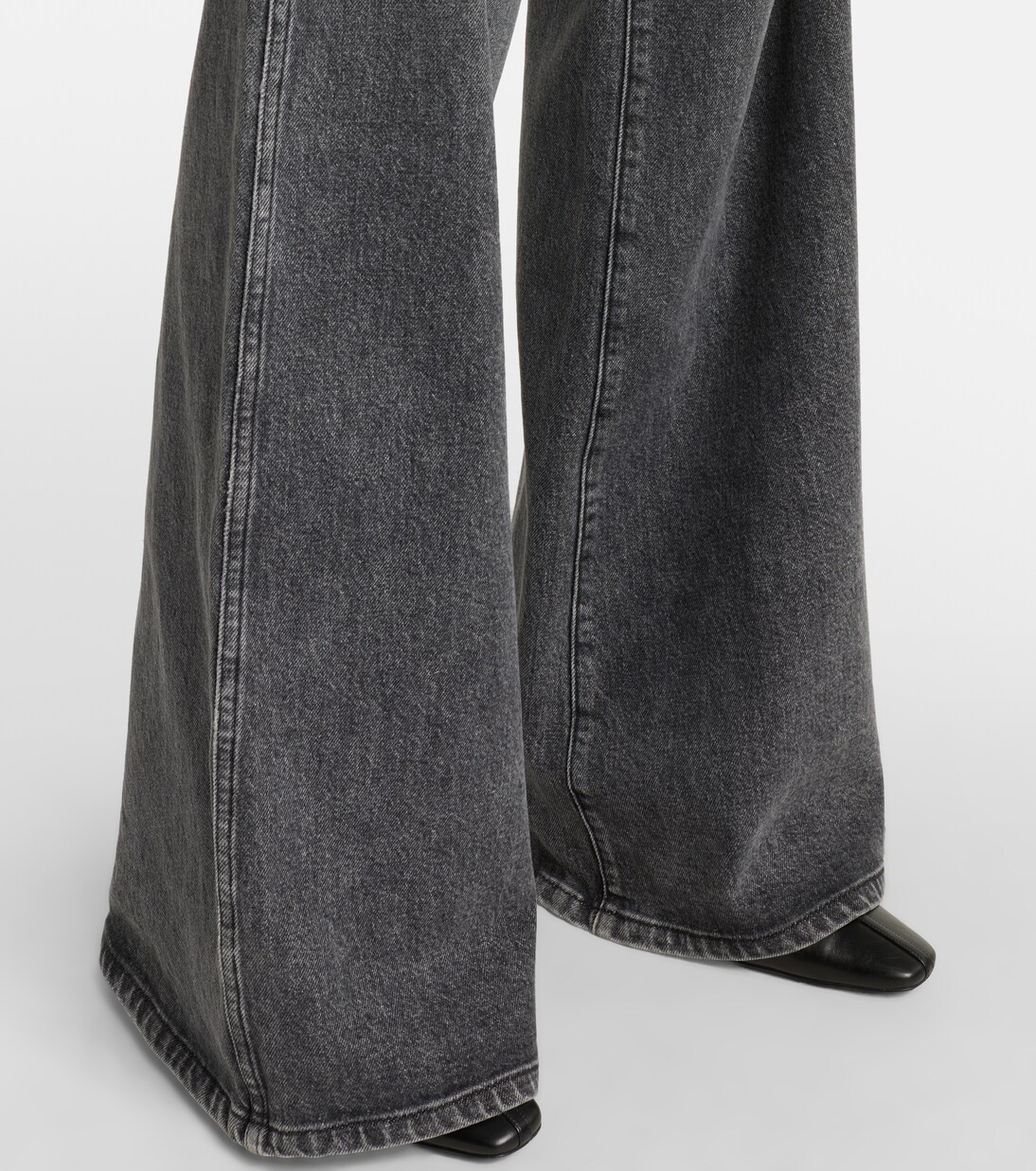 Jeans Dane a gamba larga e vita alta | Khaite