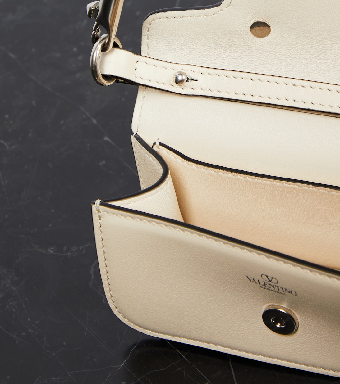 Locò Micro leather shoulder bag | Valentino Garavani