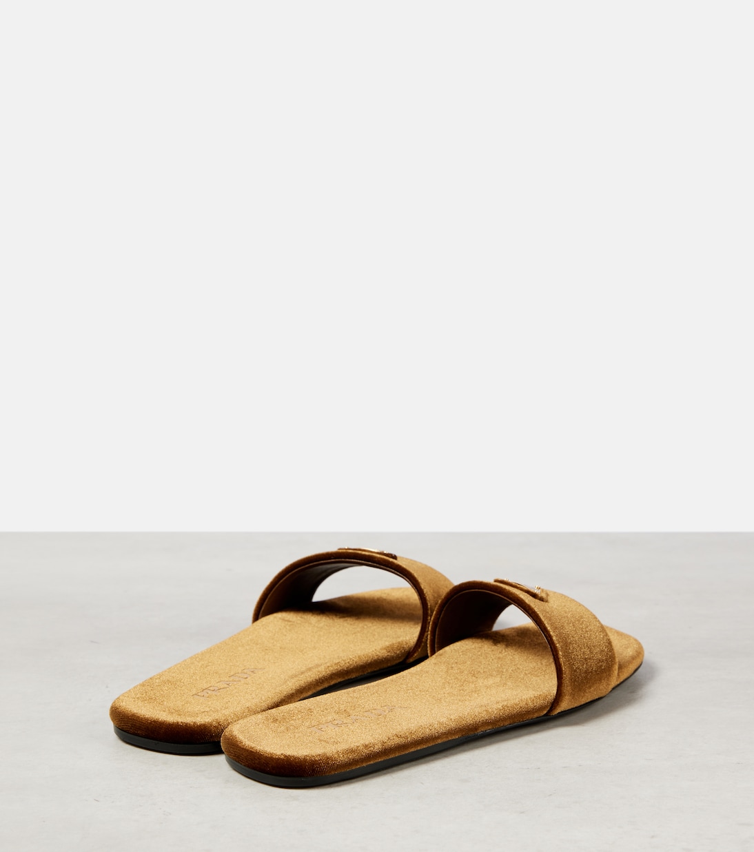 Pantoletten aus Samt | Prada