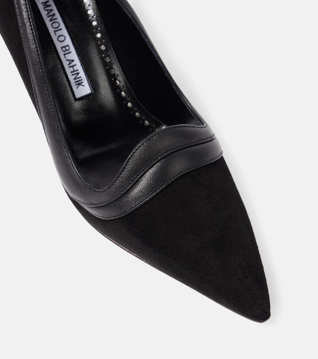 Salones Ajarafa 70 de ante y piel | Manolo Blahnik