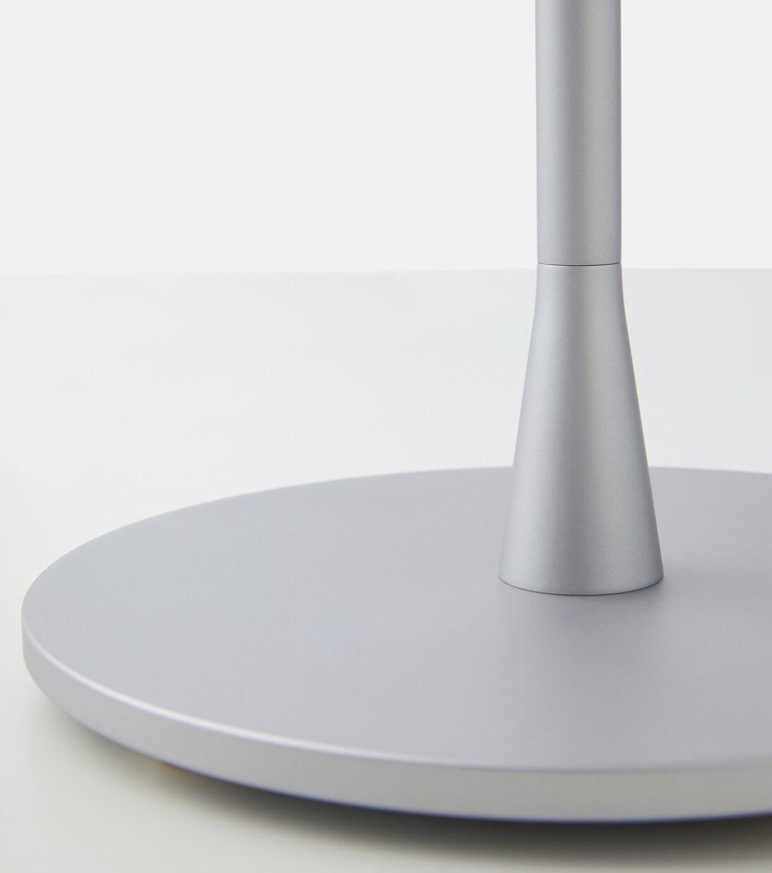 Glo-Ball Table 1 lamp, EU plug by Jasper Morrison | Flos
