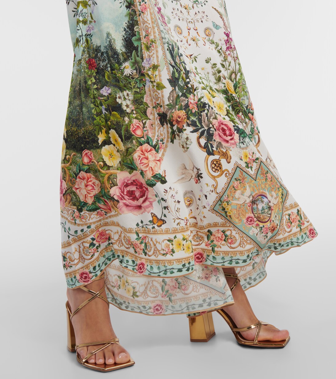 Vestido largo de seda floral adornado | Camilla