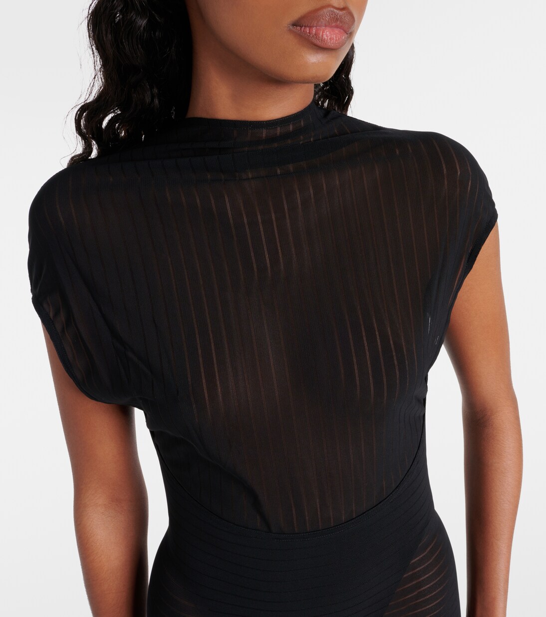 Vestido Largo Transparente de Alaïa para Jóvenes Modernos