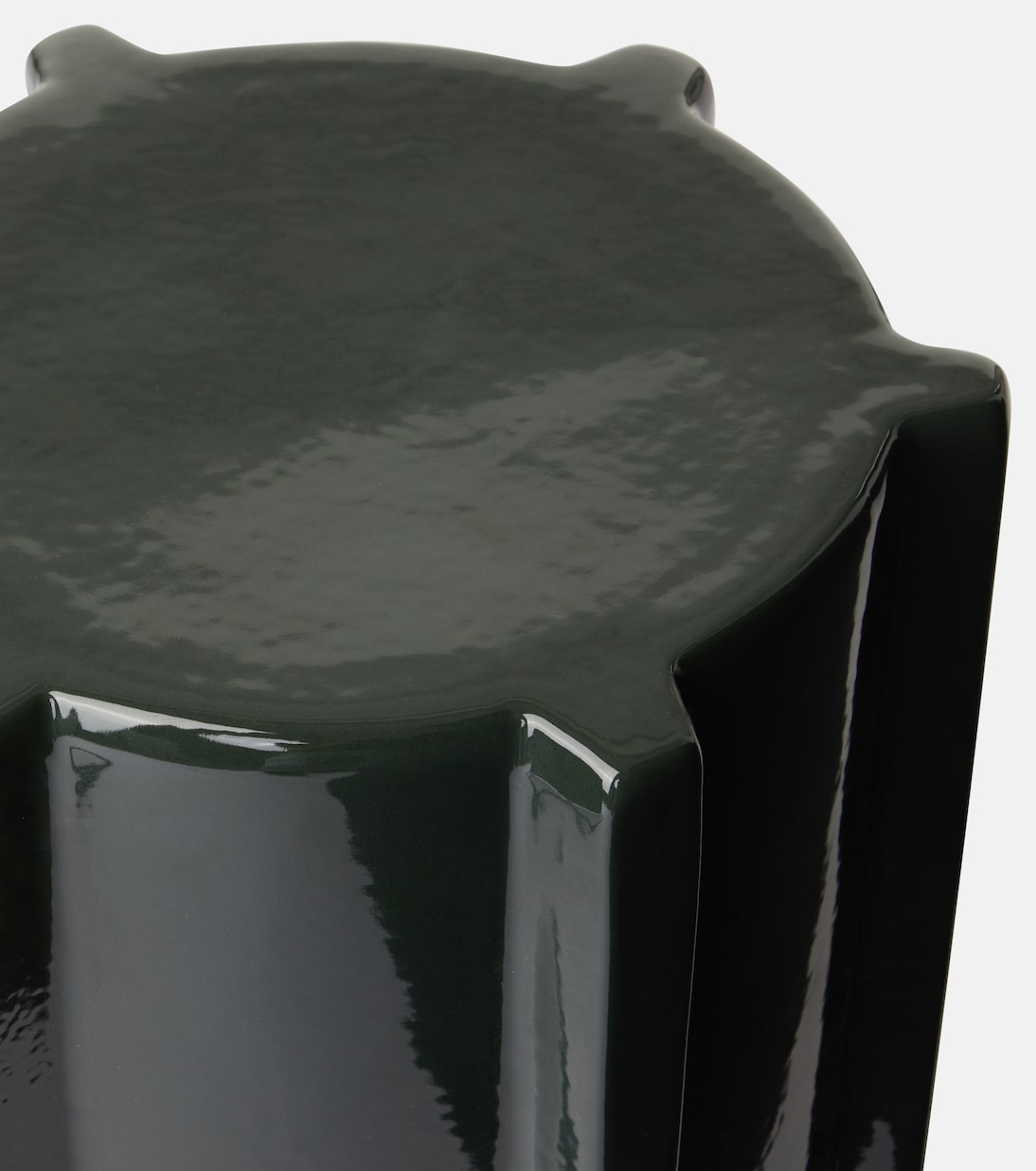 Pawn stoneware side table by Marie Michielssen | Serax