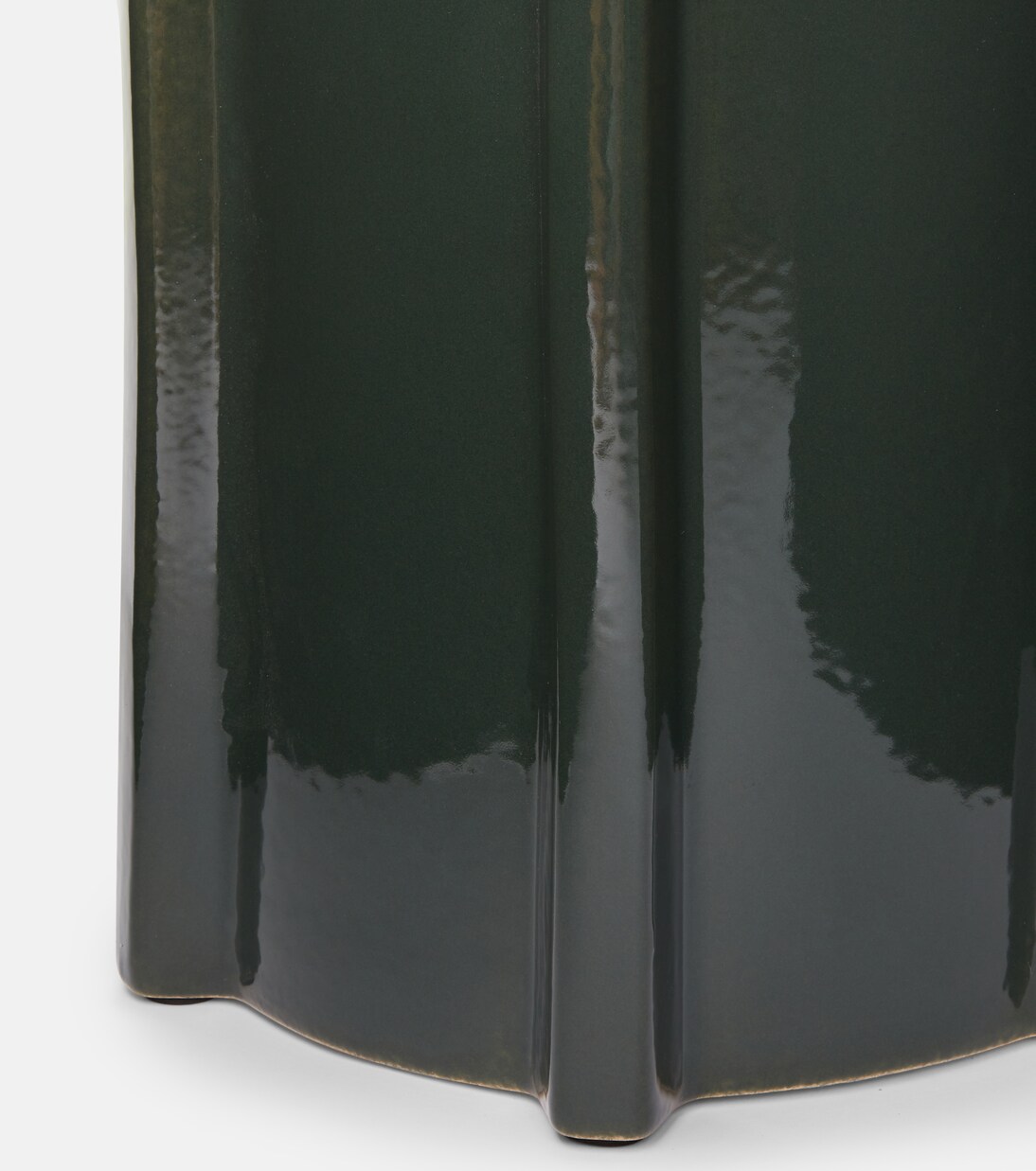 Pawn stoneware side table by Marie Michielssen | Serax