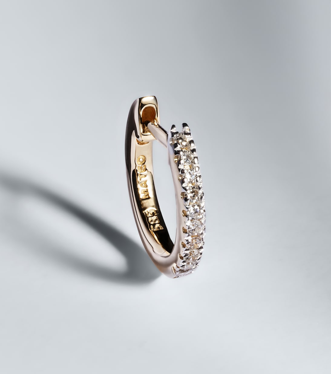 Boucle d'oreille unique en or 14 ct et diamants | Mateo