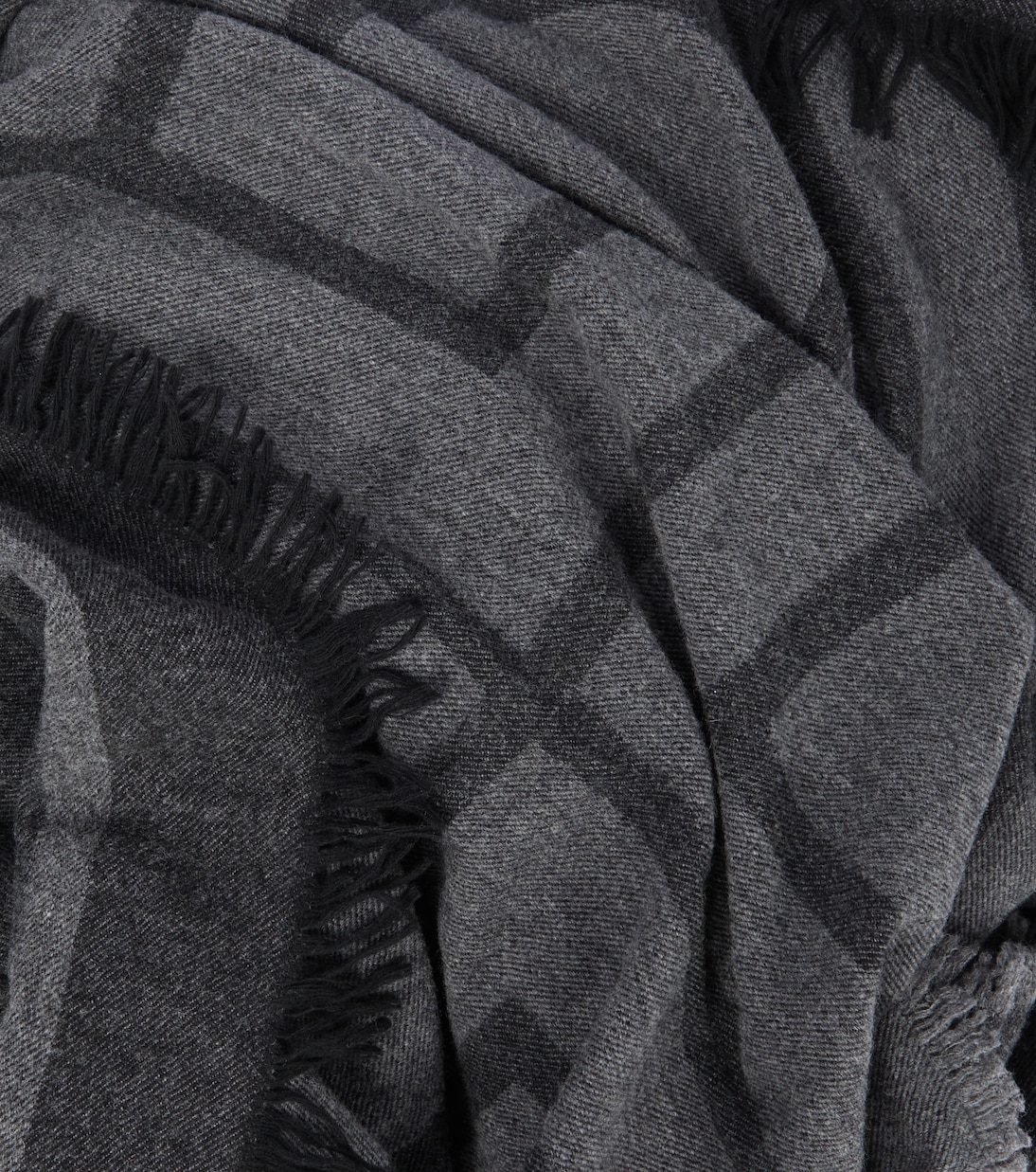 Sciarpa in lana e cashmere TOTEME per stile giovane e raffinato