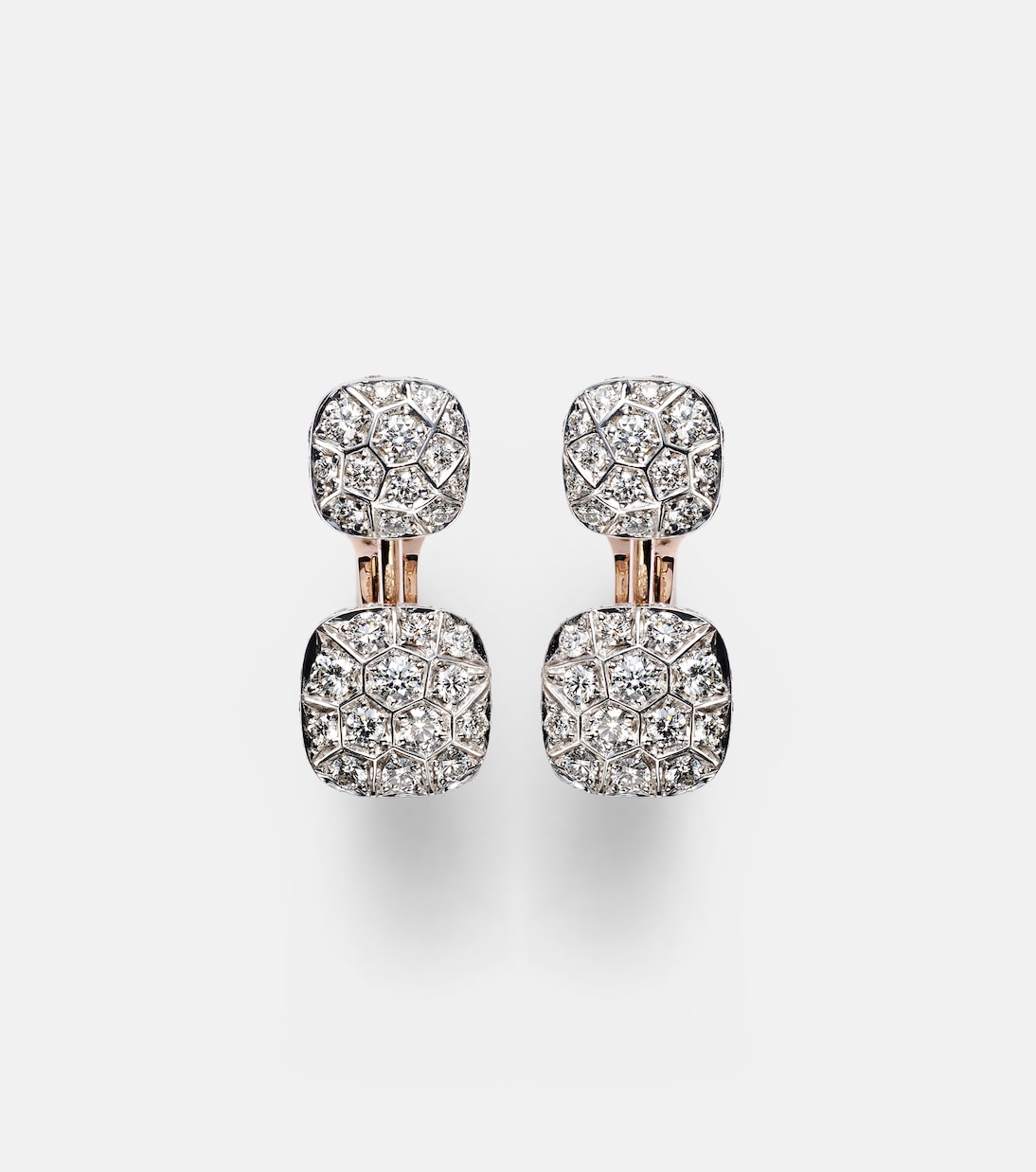 Boucles d'oreilles Nudo en or rose et blanc 18 ct et diamants | Pomellato