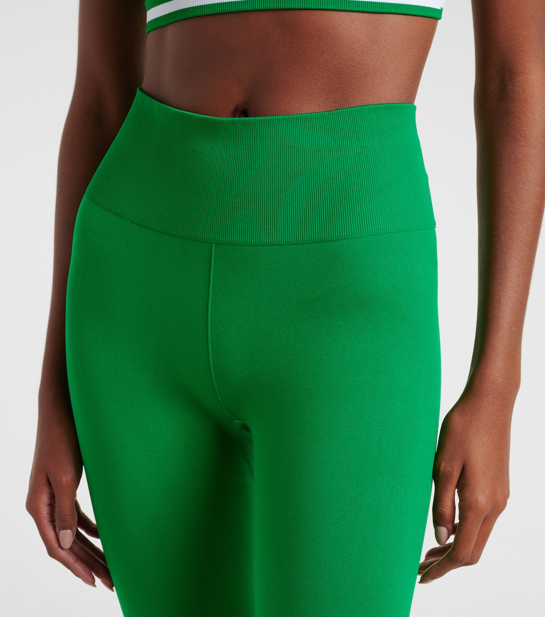 Leggings Altos Sin Costuras para un Estilo Joven y Moderno