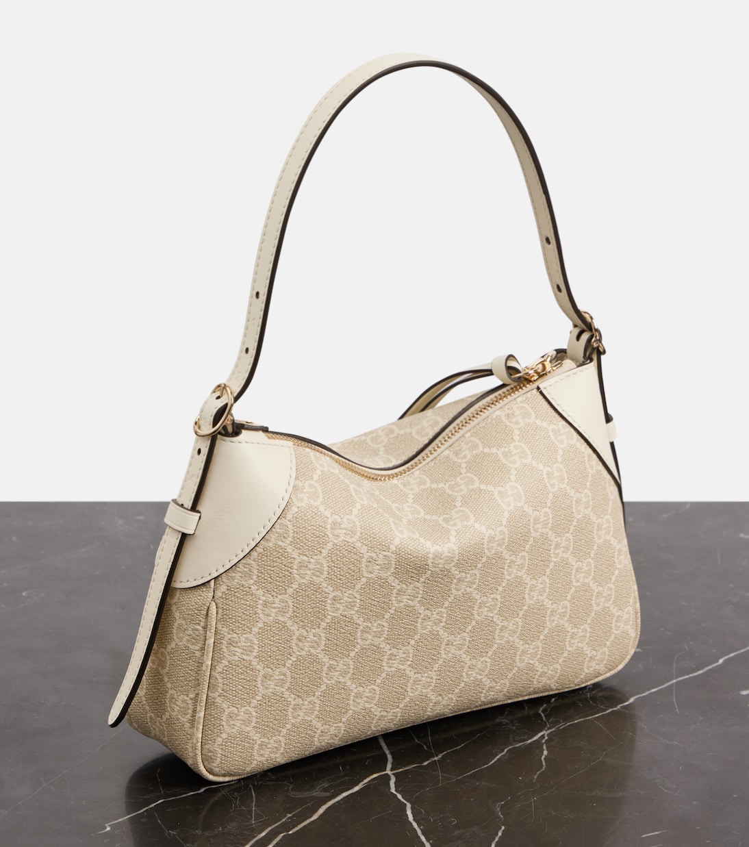Schultertasche GG Emblem Small | Gucci