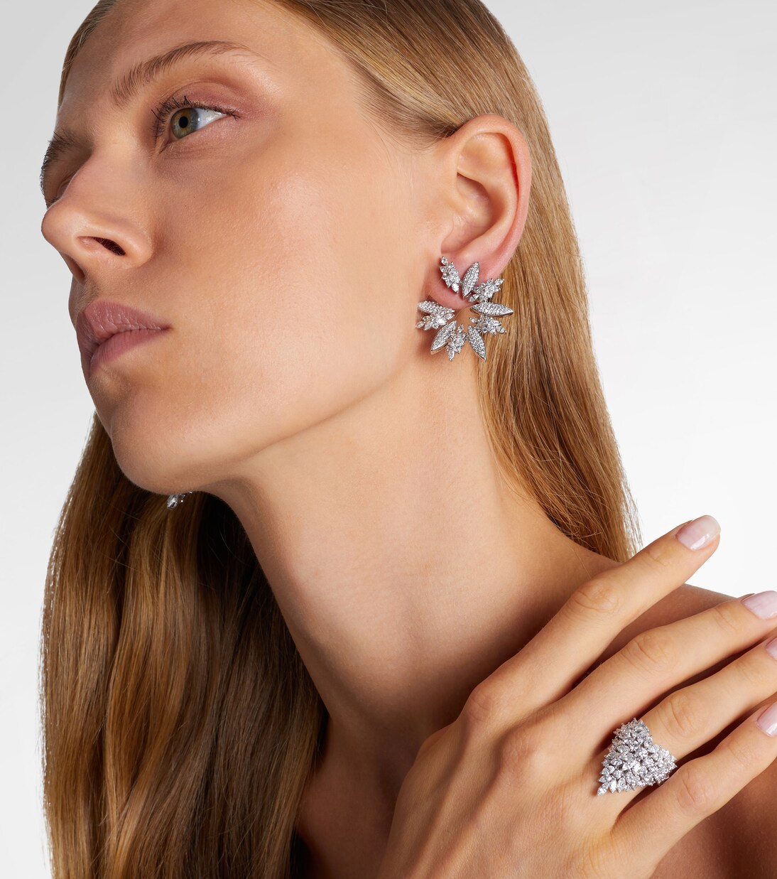 Y-Couture 18kt white gold clip-on earrings with diamonds | Yeprem