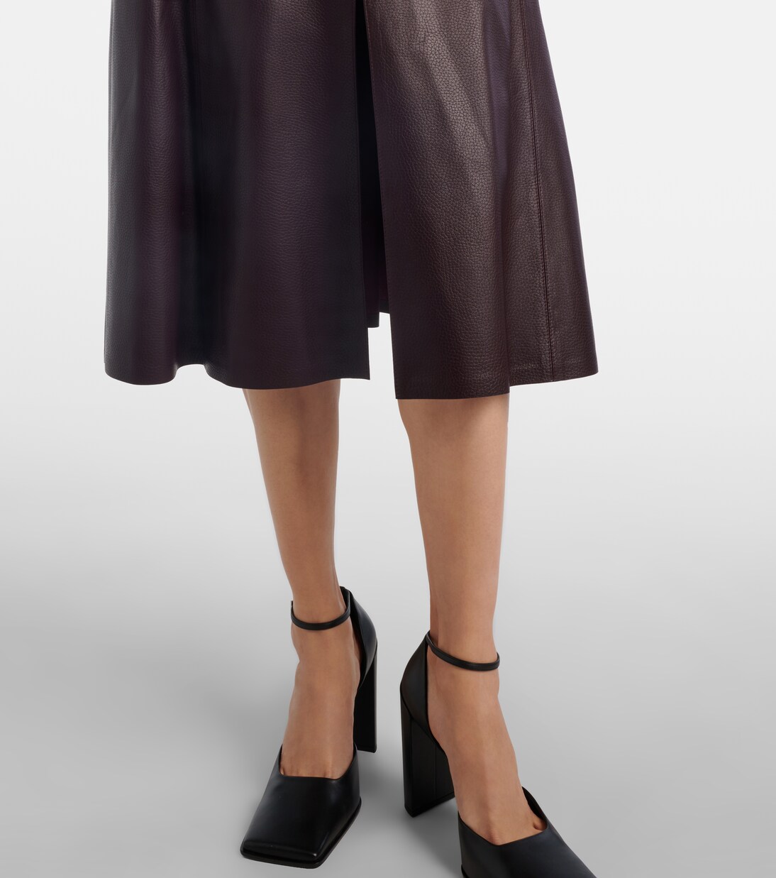 Low-rise leather midi skirt | Alaïa