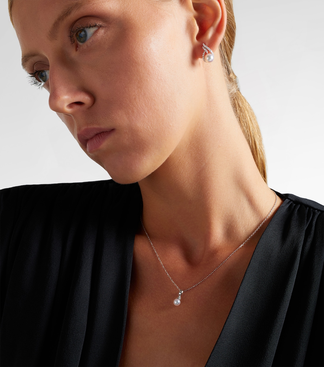 Collana in oro bianco 18kt con perla e diamante | Mikimoto