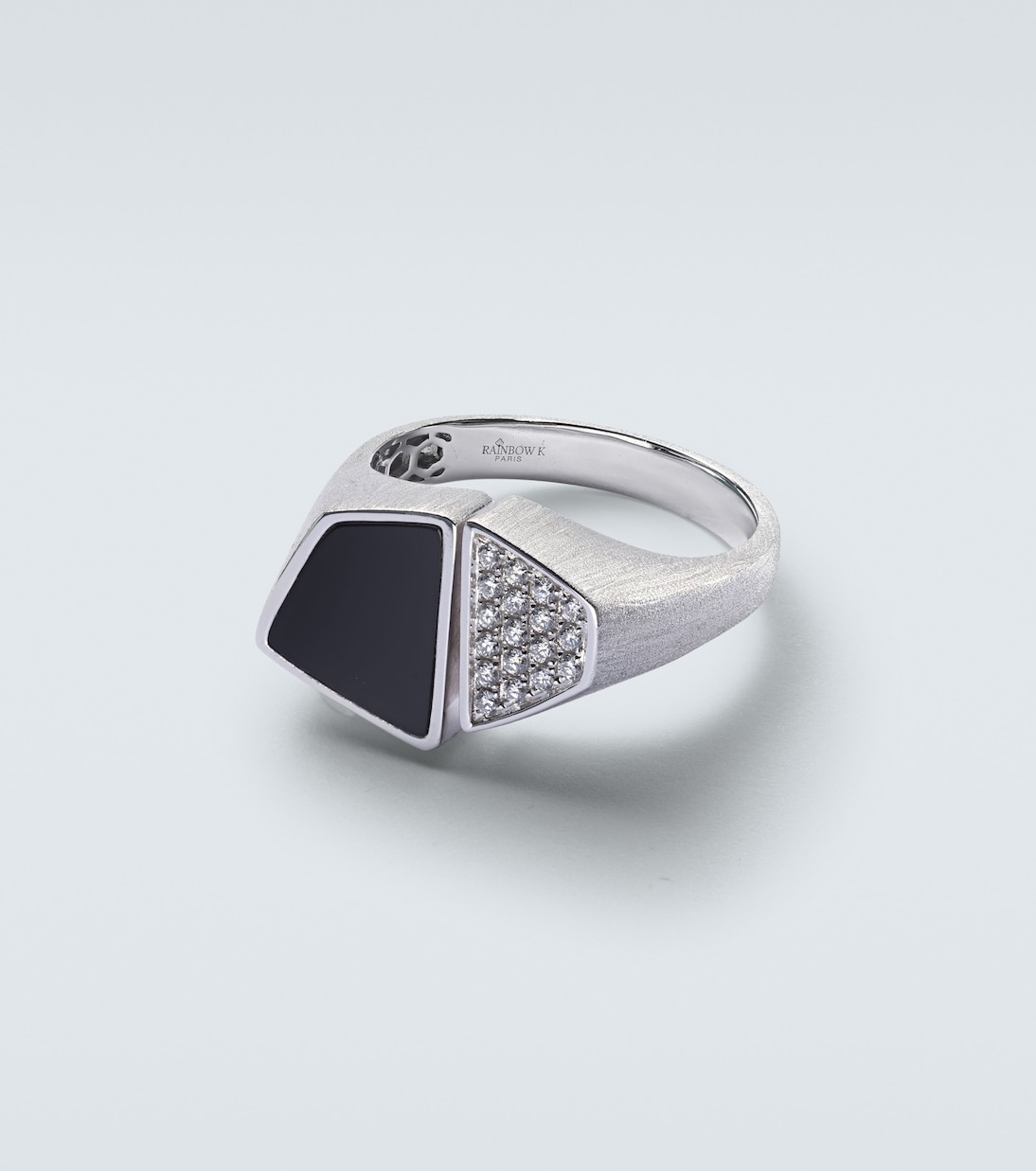 Anello Esteve in oro bianco 9kt con diamanti e onice | Rainbow K
