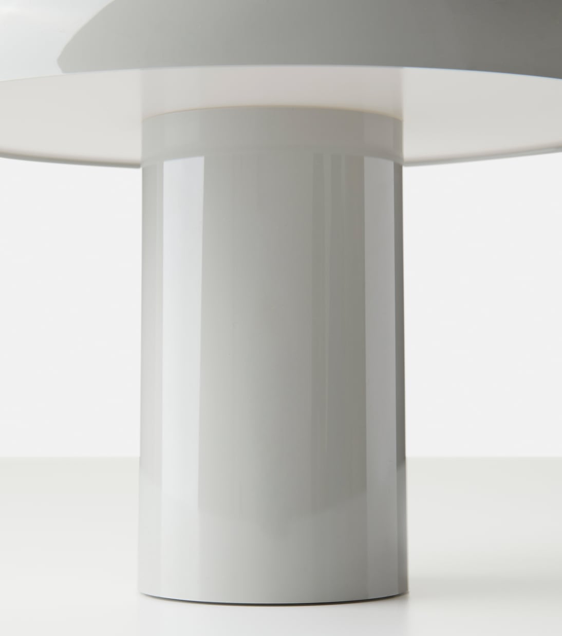 Pao portable desk lamp | Hay