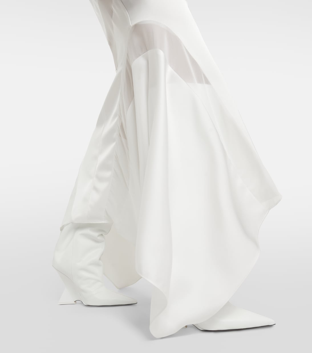 Robe | The Attico