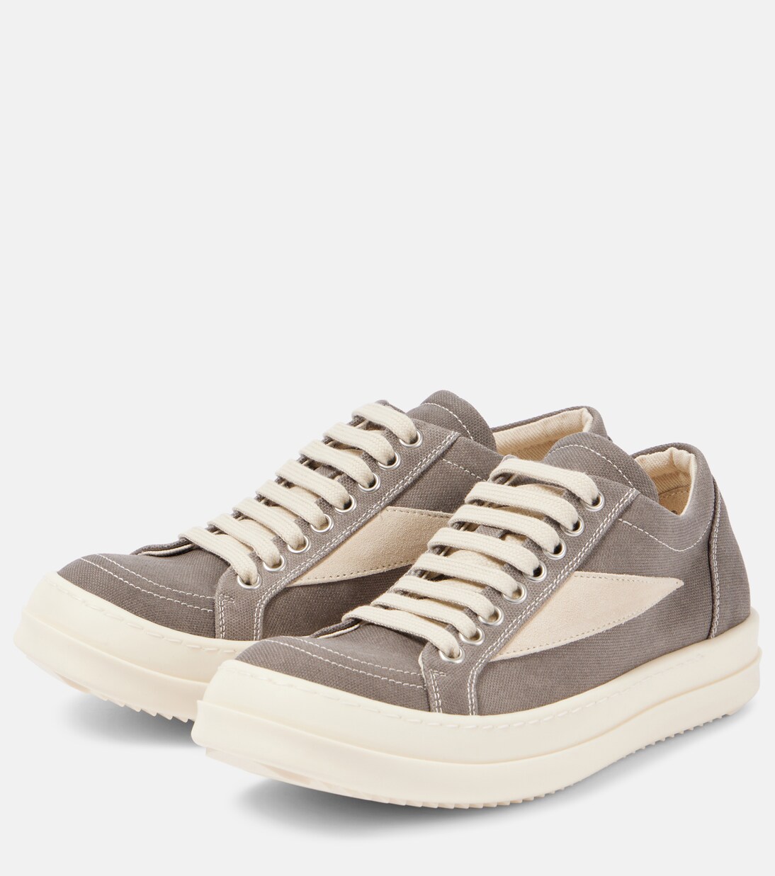 Scarpe da ginnastica in tela vintage DRKSHDW di Rick Owens, stile Hollywood per giovani trendy.