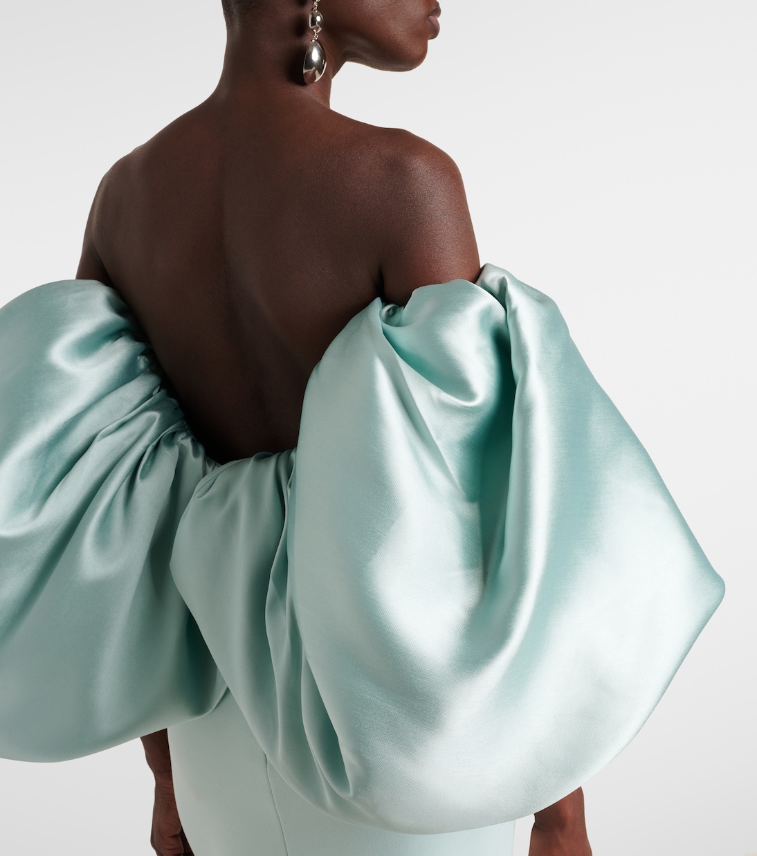 Vestido de fiesta Floris con mangas abullonadas | Solace London