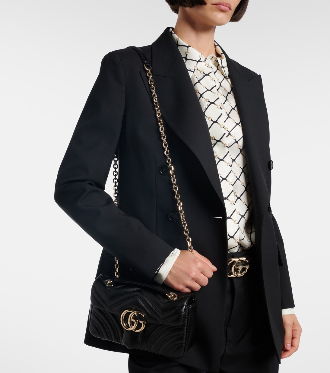 GG Marmont Small leather shoulder bag | Gucci