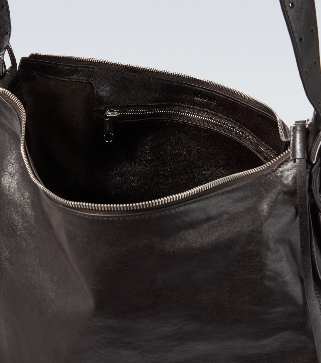 Belted leather shoulder bag | Lemaire