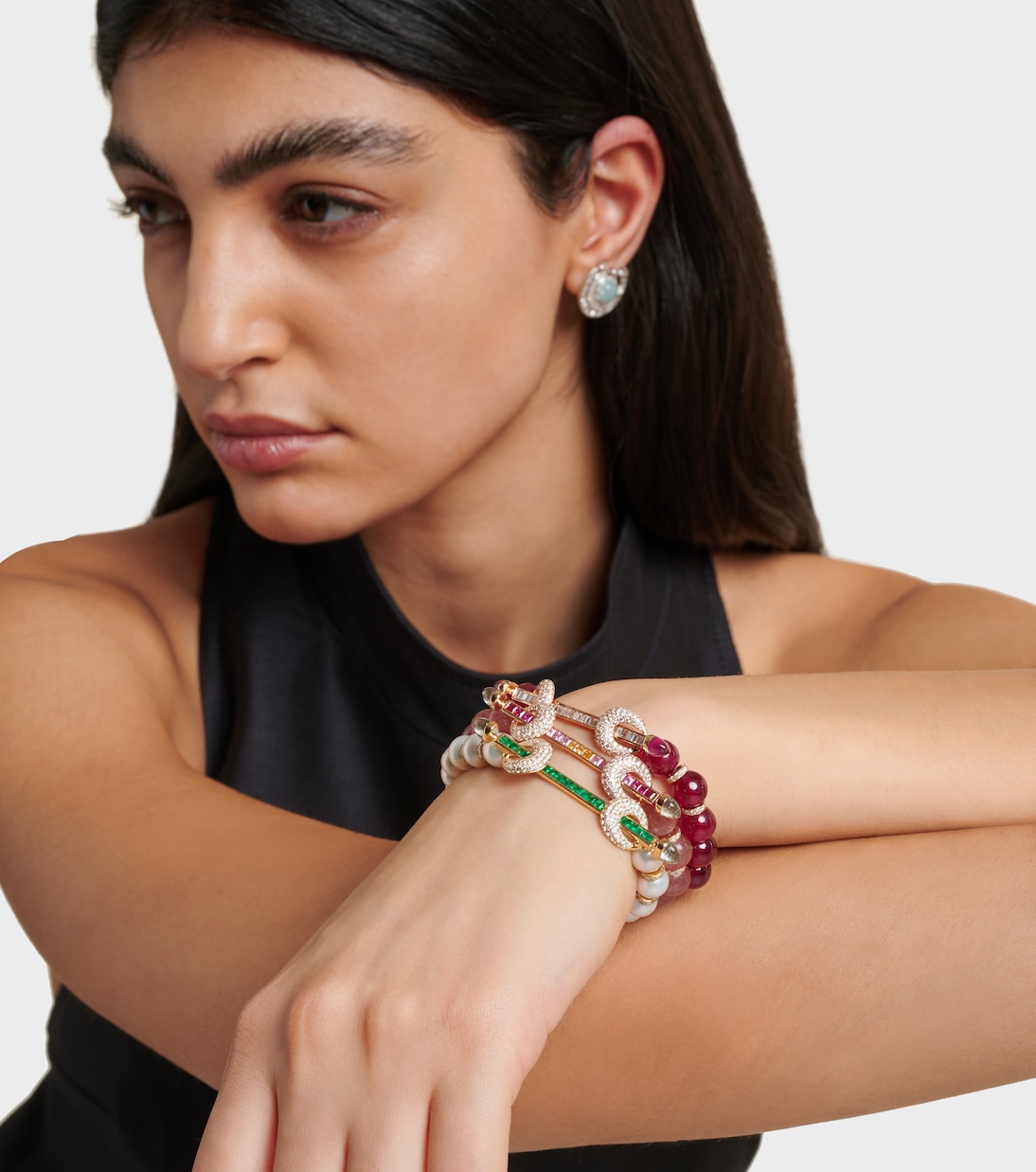 Bracciale ANANYA Chakra in oro 18kt con gemme preziose per giovani alla moda