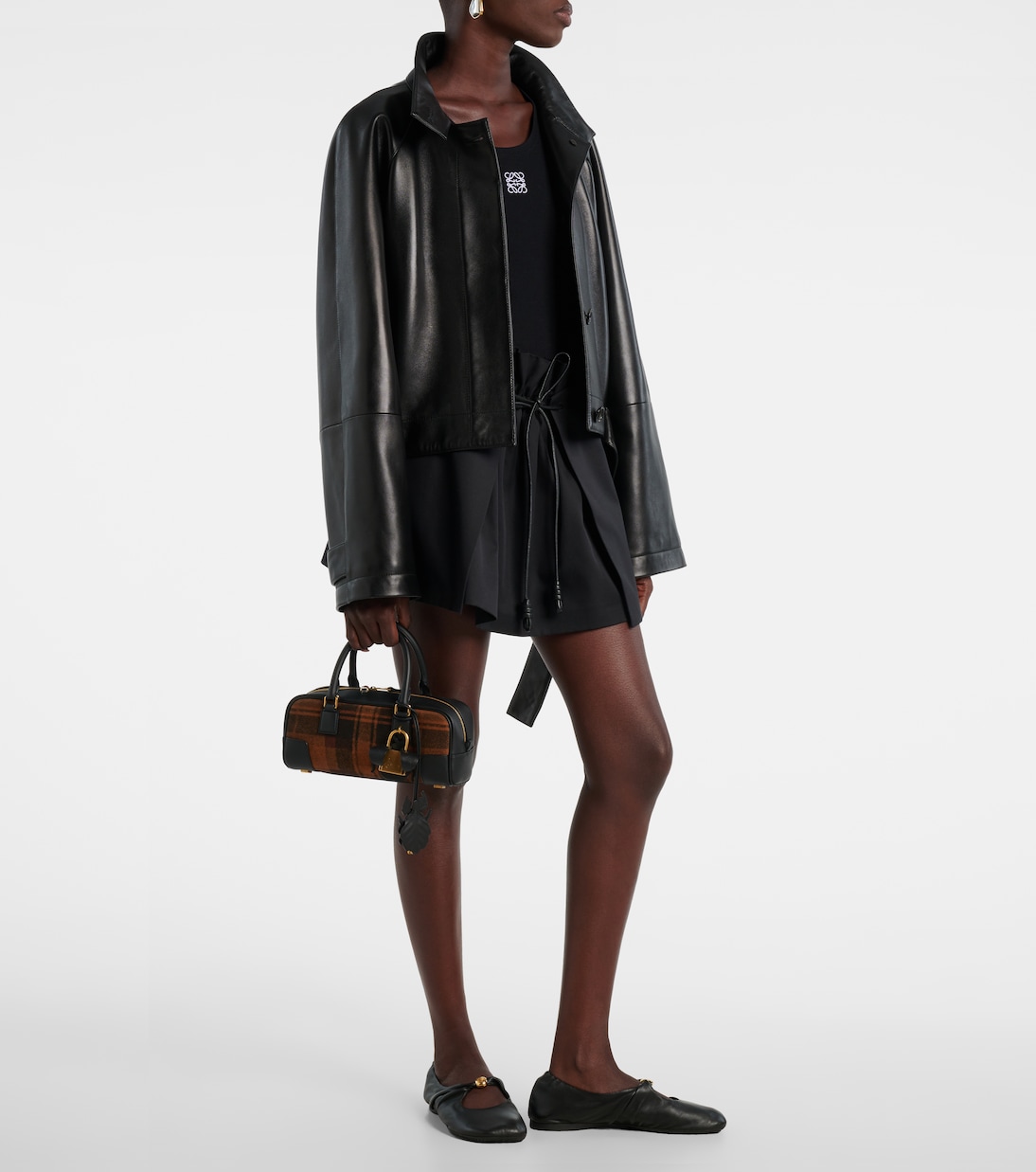 Tote Bag Amazona 23 aus Veloursleder | Loewe