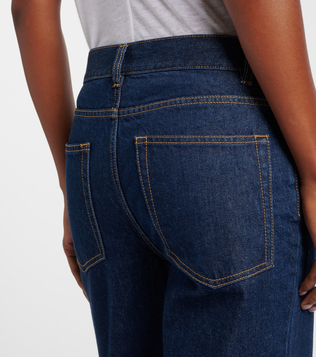 Mid-Rise Straight Jeans Carlyl | The Row