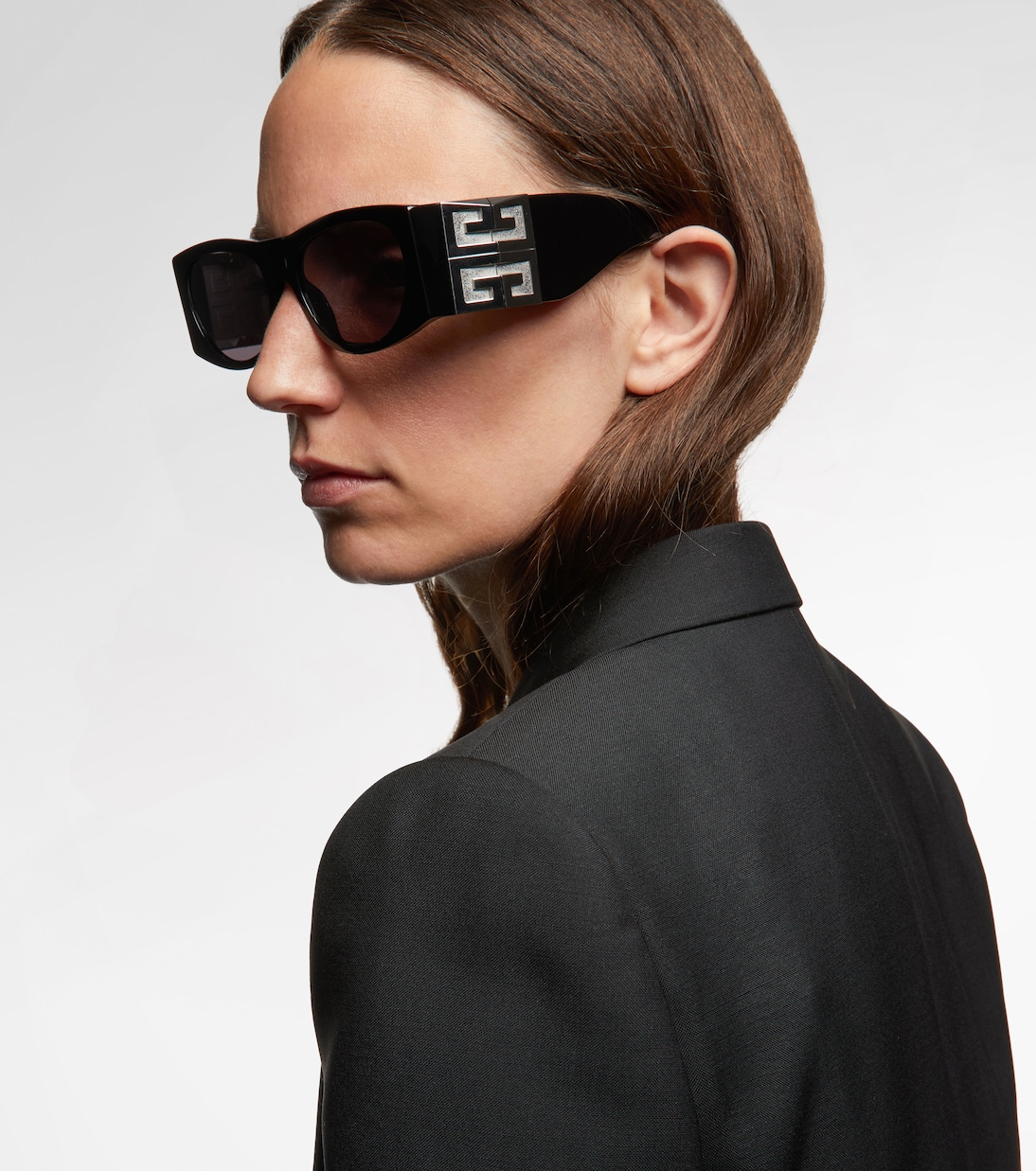 Occhiali da sole rettangolari GIVENCHY 4G per uno stile giovane e moderno