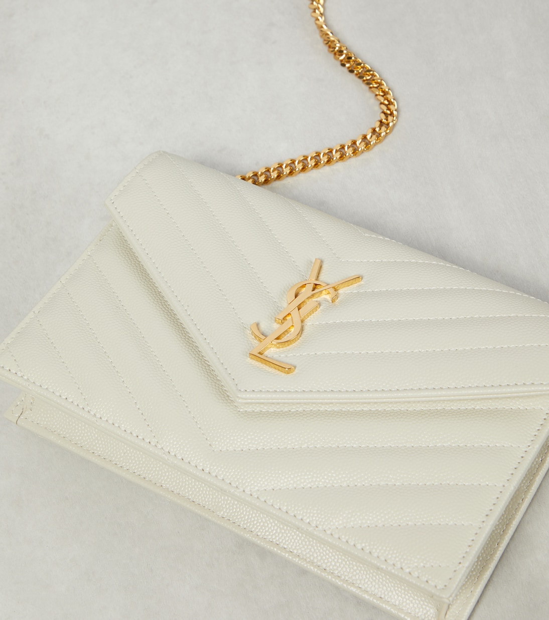 Cassandre matelassé envelope leather wallet on chain | Saint Laurent