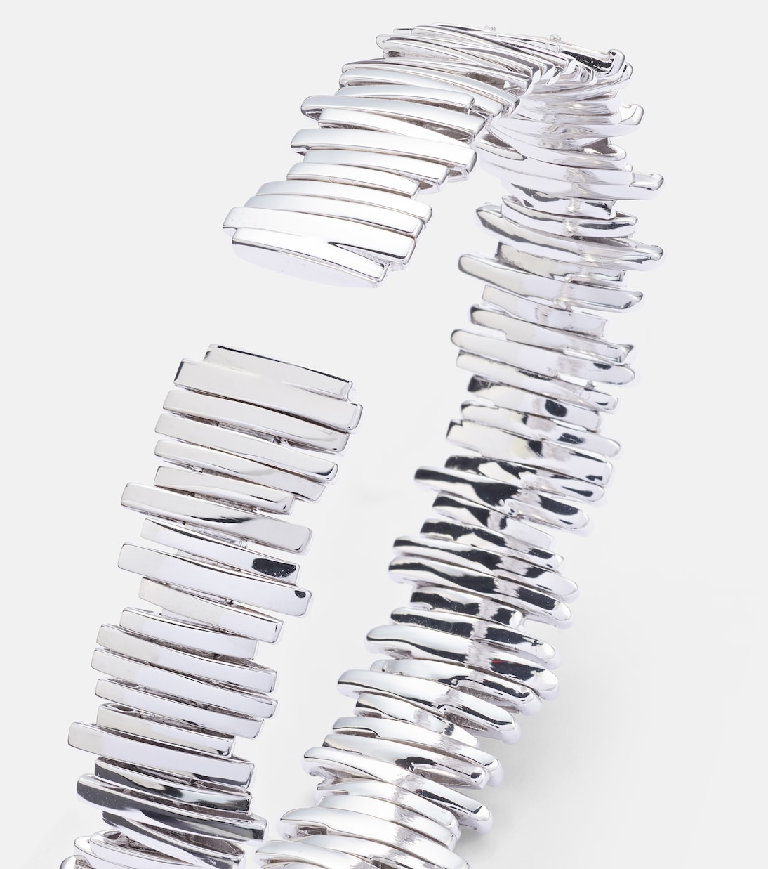 Bracciale in oro bianco 18kt con diamanti, design moderno per giovani trendsetter