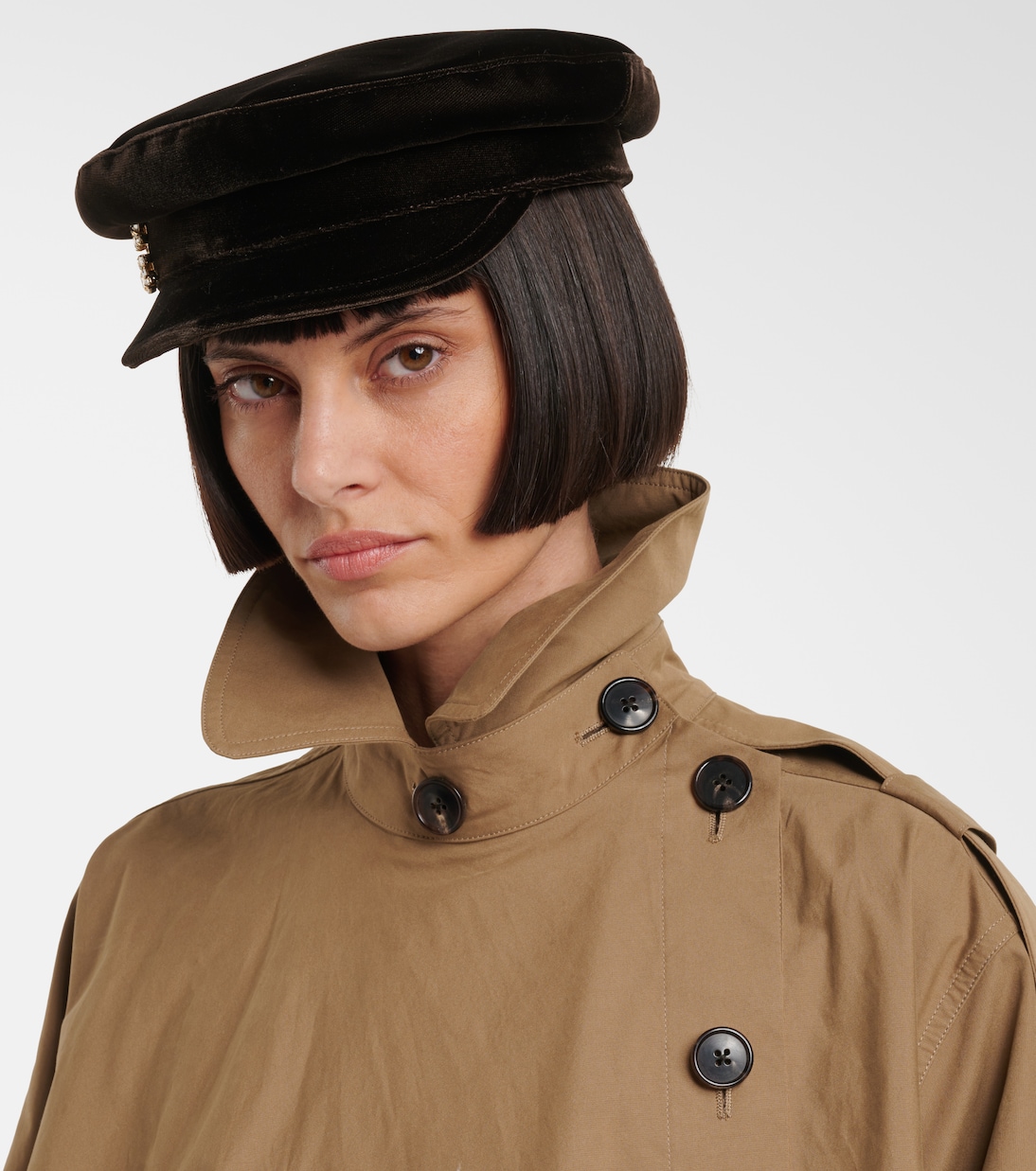 Velvet newsboy cap | Roger Vivier