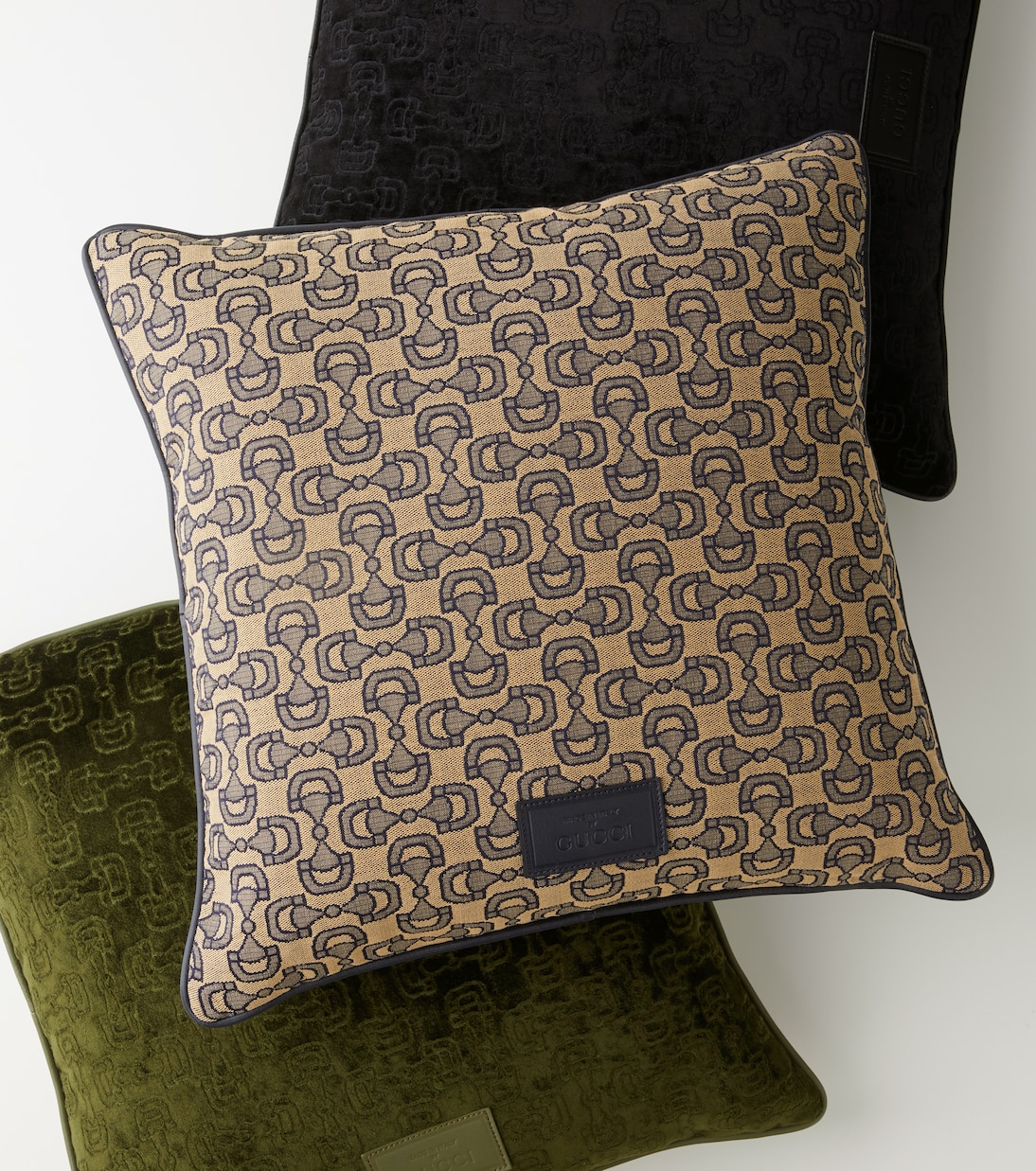 Horsebit jacquard velvet cushion | Gucci