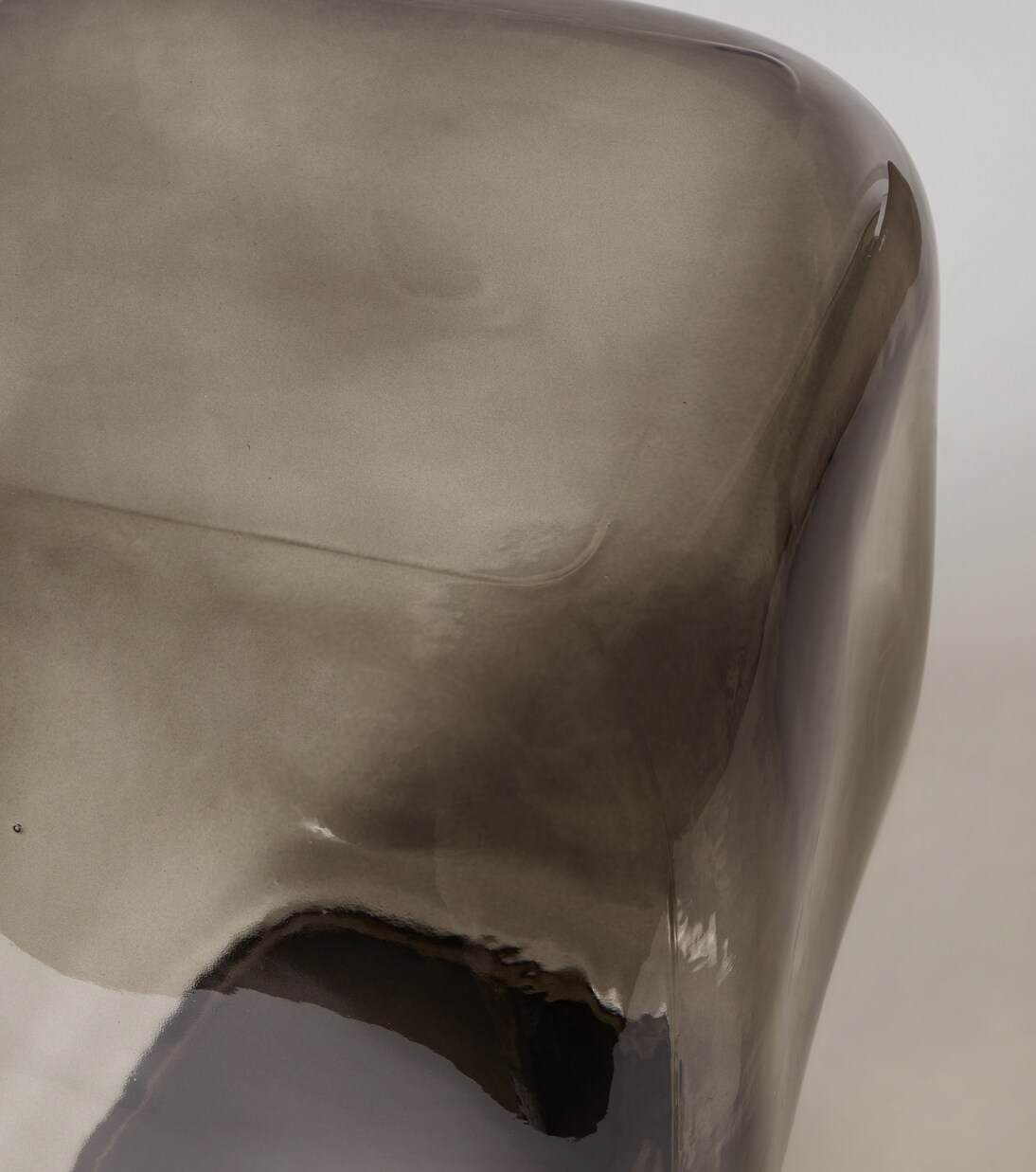 Ishi Mini glass coffee table by Kristian Sofus Hansen and Tommy Hyldahl | 101 Copenhagen