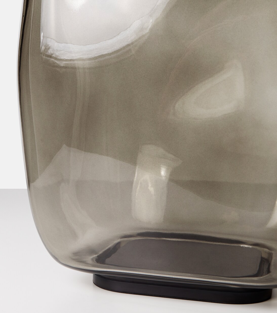 Ishi Mini glass coffee table by Kristian Sofus Hansen and Tommy Hyldahl | 101 Copenhagen