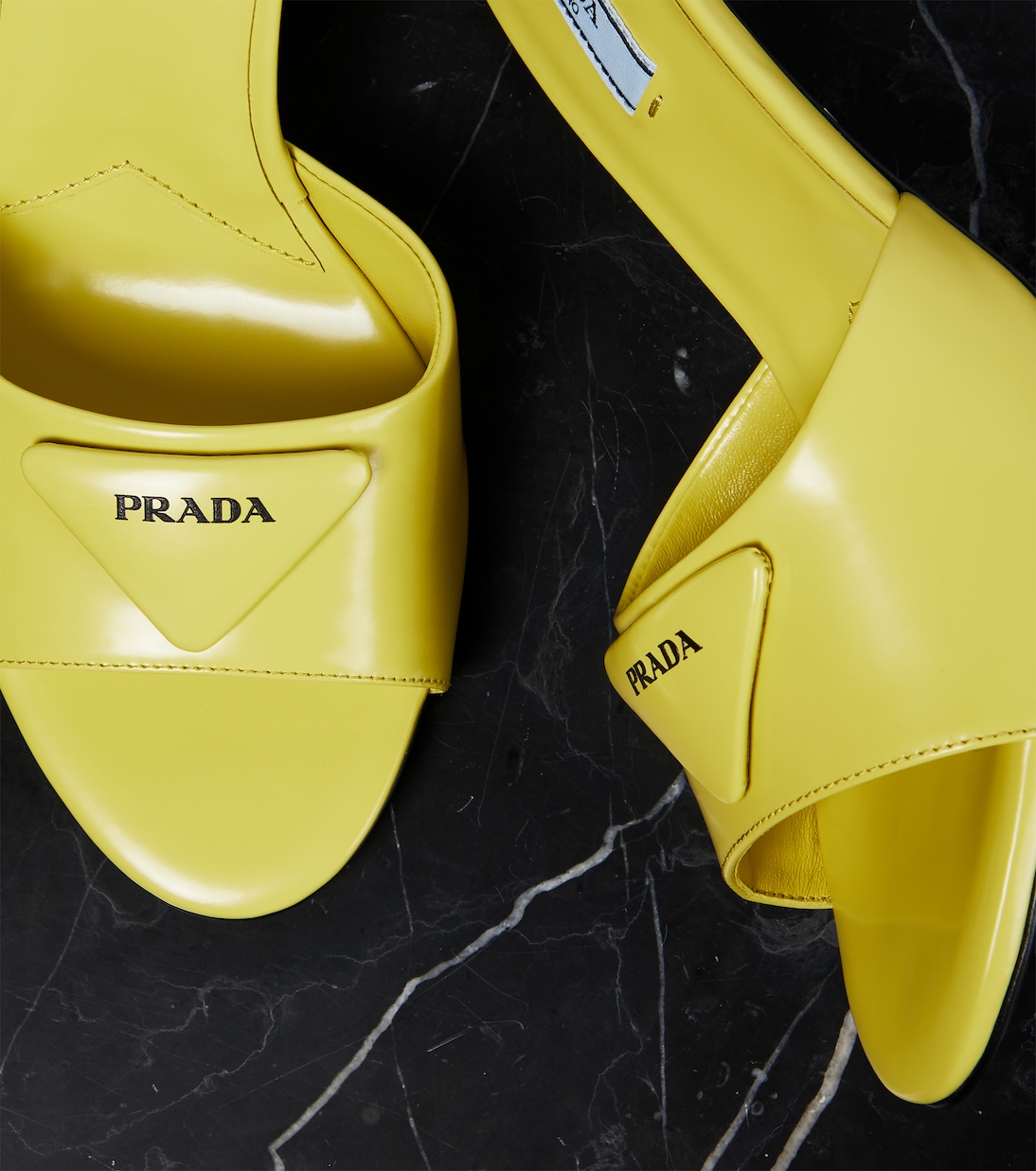 Pantoletten aus Leder | Prada