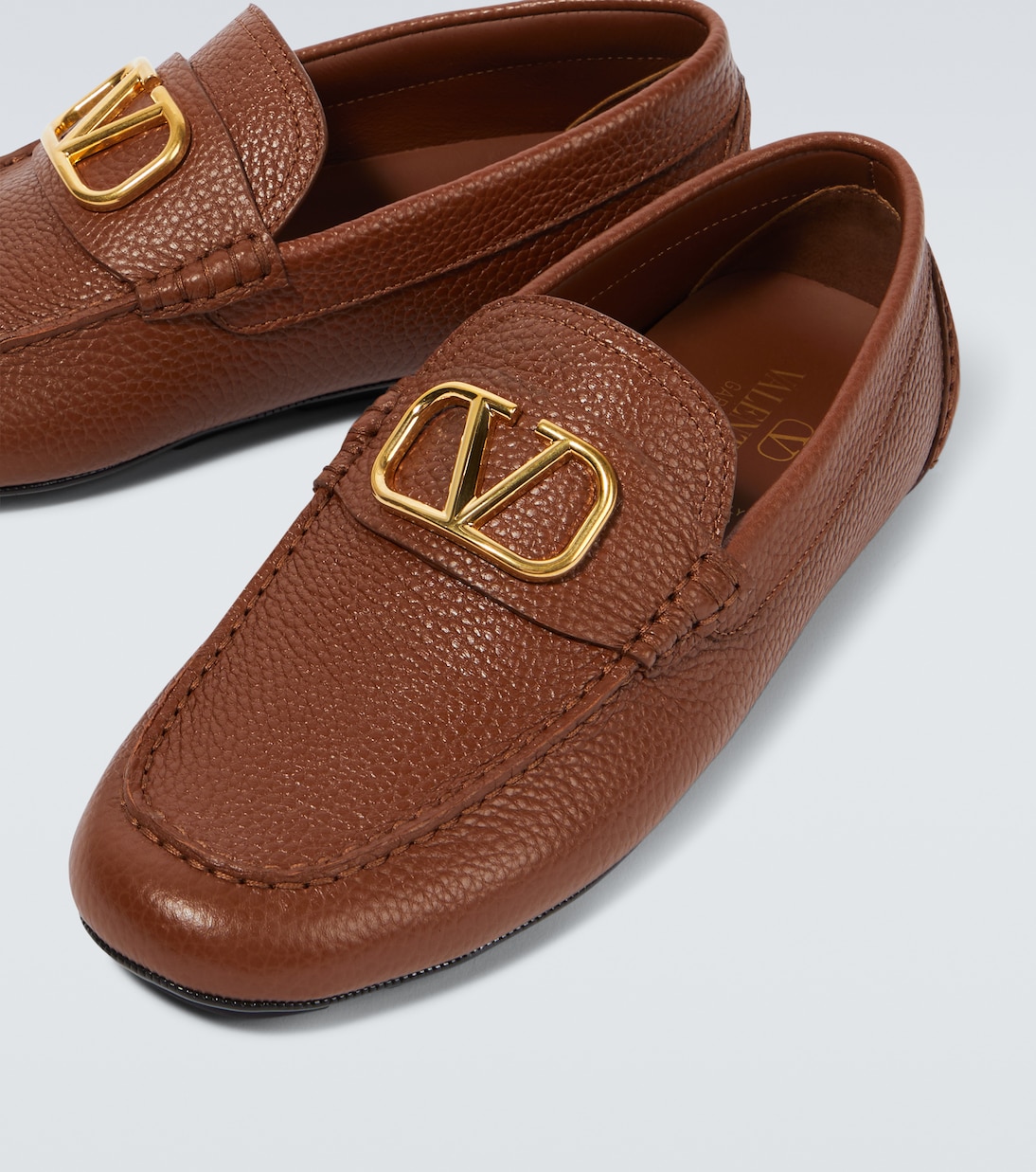 VLogo Signature leather driving shoes | Valentino Garavani