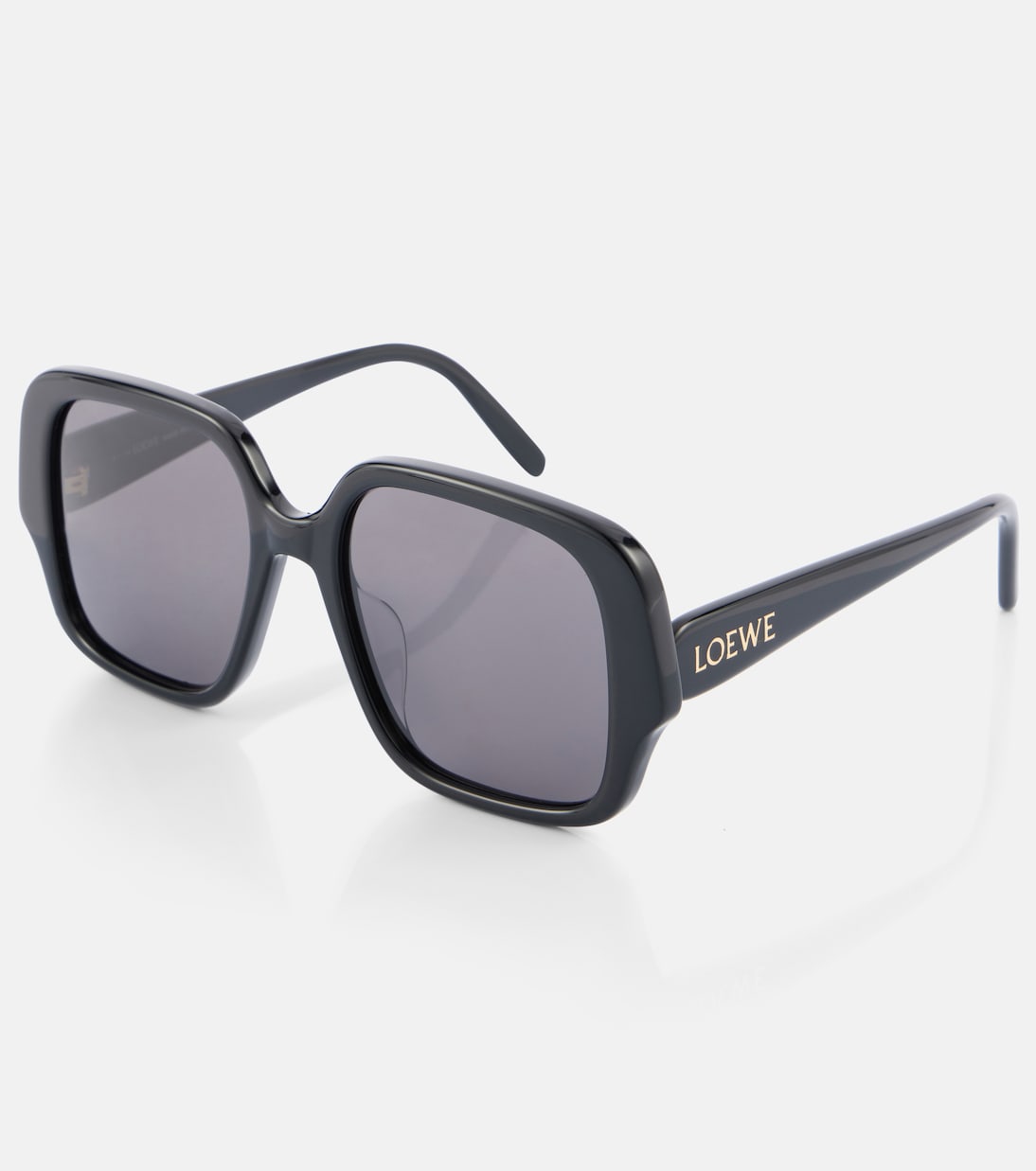 Occhiali da sole LOEWE oversize per uno stile giovane e audace