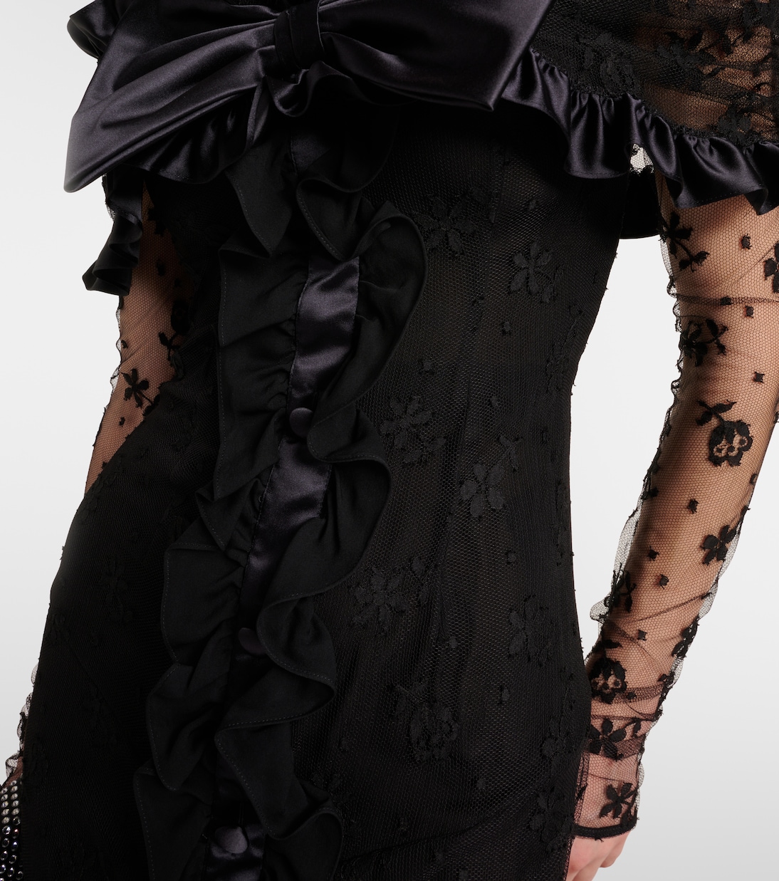 Bow-detail ruffled off-shoulder lace gown | Alessandra Rich