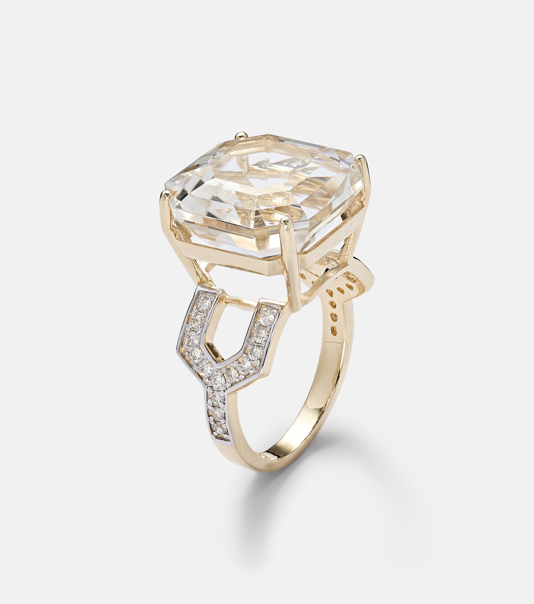 Anello in oro 14kt con topazio e diamanti, design moderno per giovani