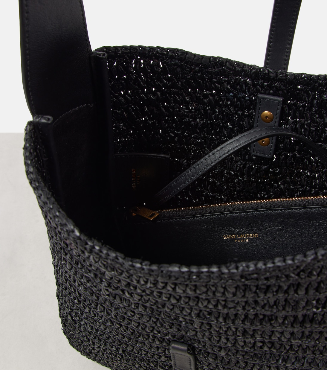 Le 5 à 7 Supple Small raffia shoulder bag | Saint Laurent