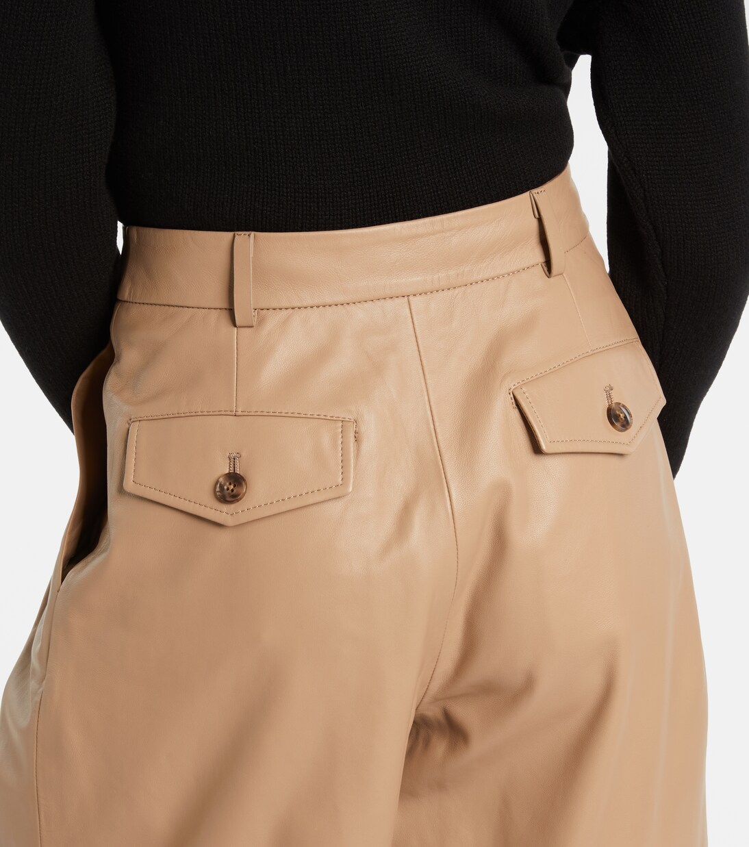 Leather Bermuda shorts | Yves Salomon