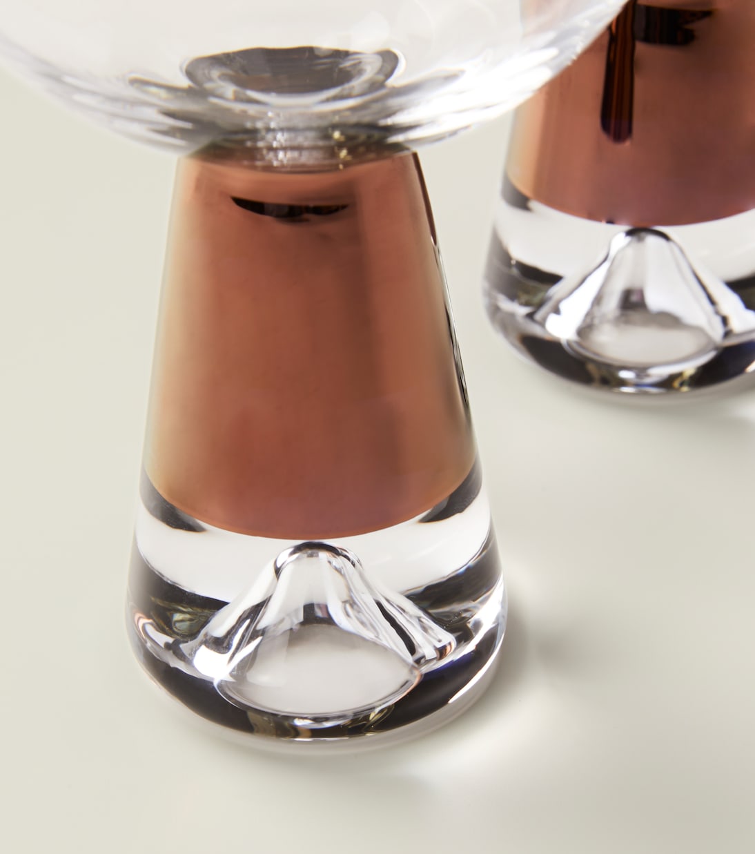Tank set of 2 wine glasses | Tom Dixon