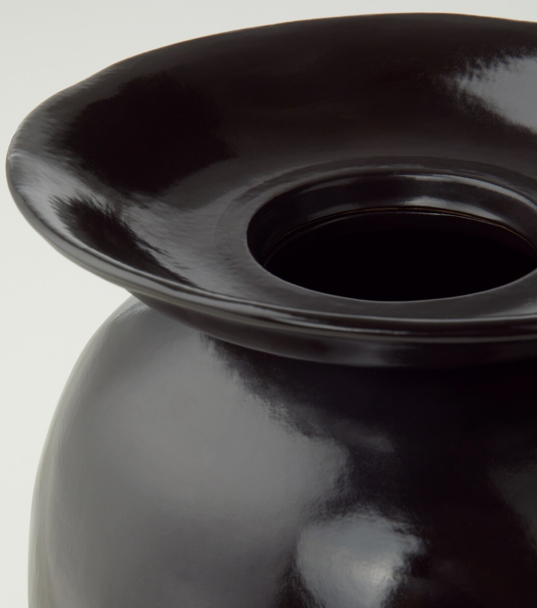 La Mère vase by Marie Michielssen | Serax