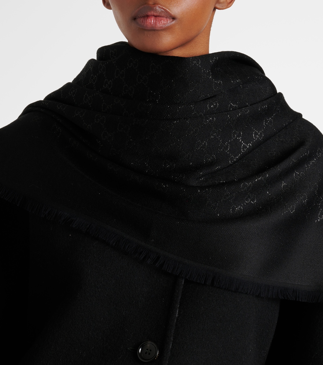 Scialle in jacquard GG firmato Gucci, stile giovane e trendy