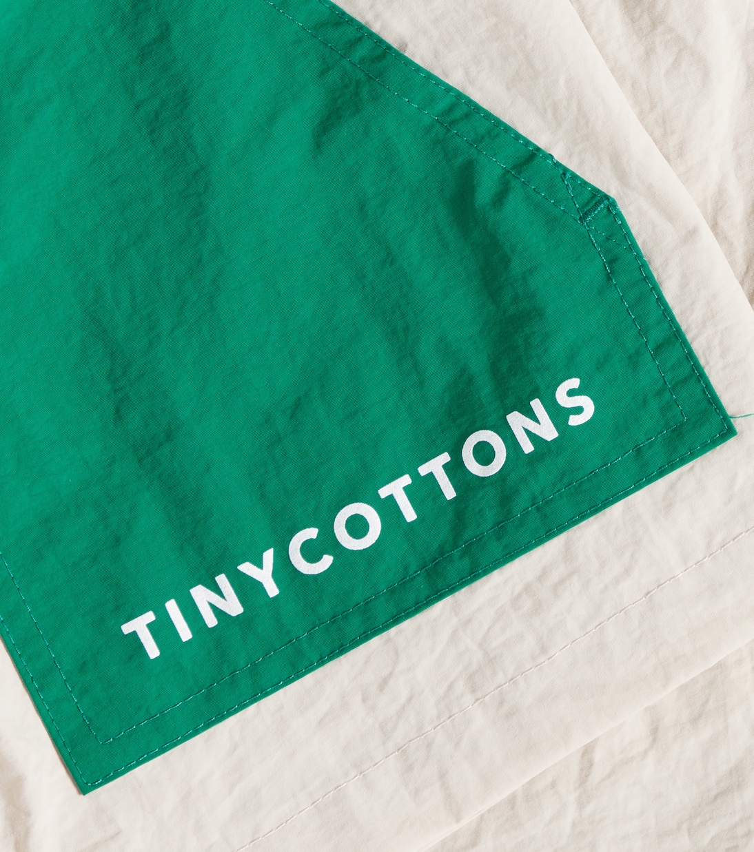 Shorts color-block con logo | Tinycottons
