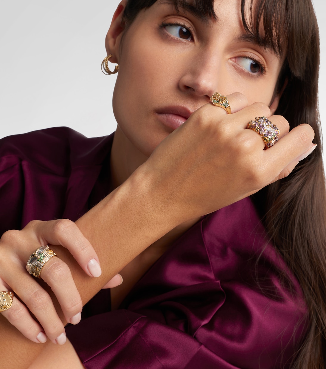 Ring Jolie Fleur aus 9kt Gelbgold mit Edelsteinen | Yvonne Léon
