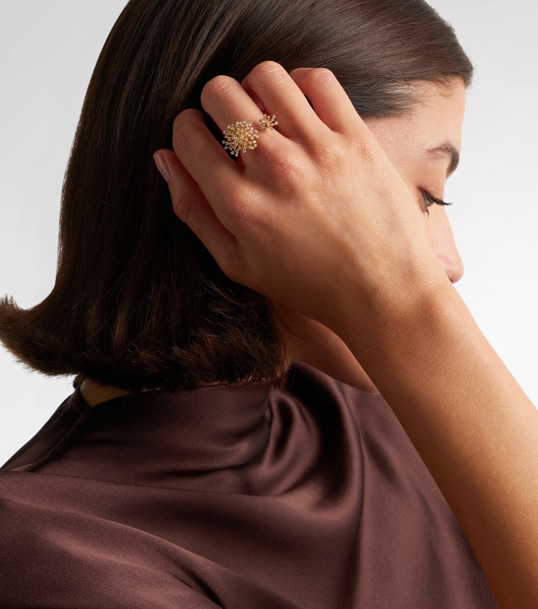 Ring Burst Flower aus 14kt Gelbgold mit Diamanten | Sydney Evan