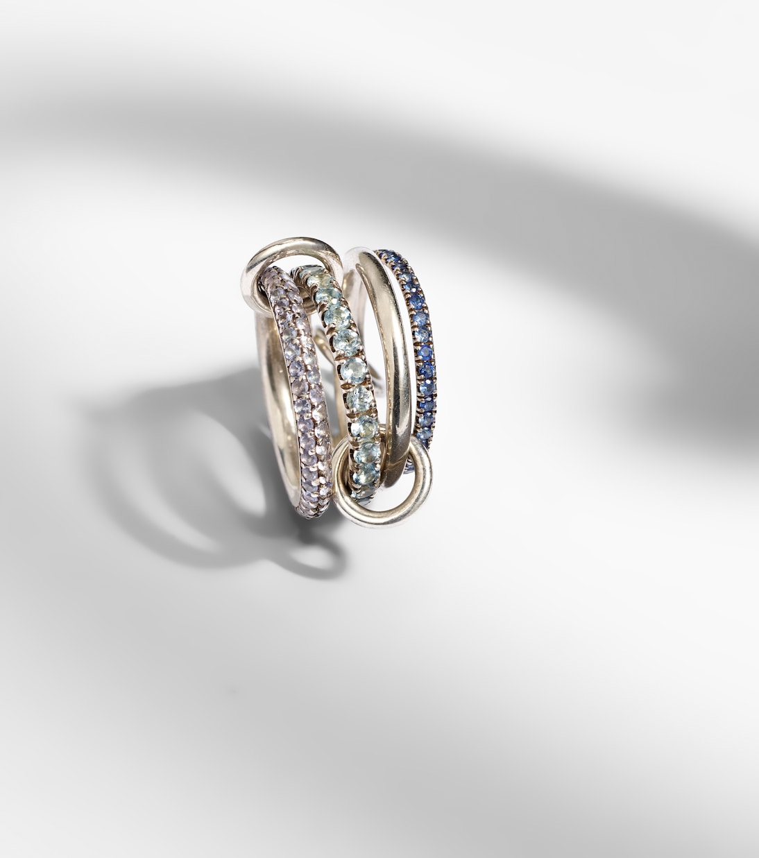 Anello Iris in argento sterling con zaffiri, acquamarina e tanzanite | Spinelli Kilcollin