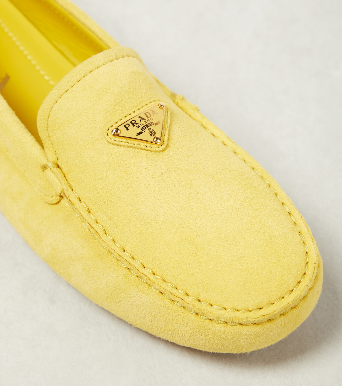 Mokassins aus Veloursleder | Prada