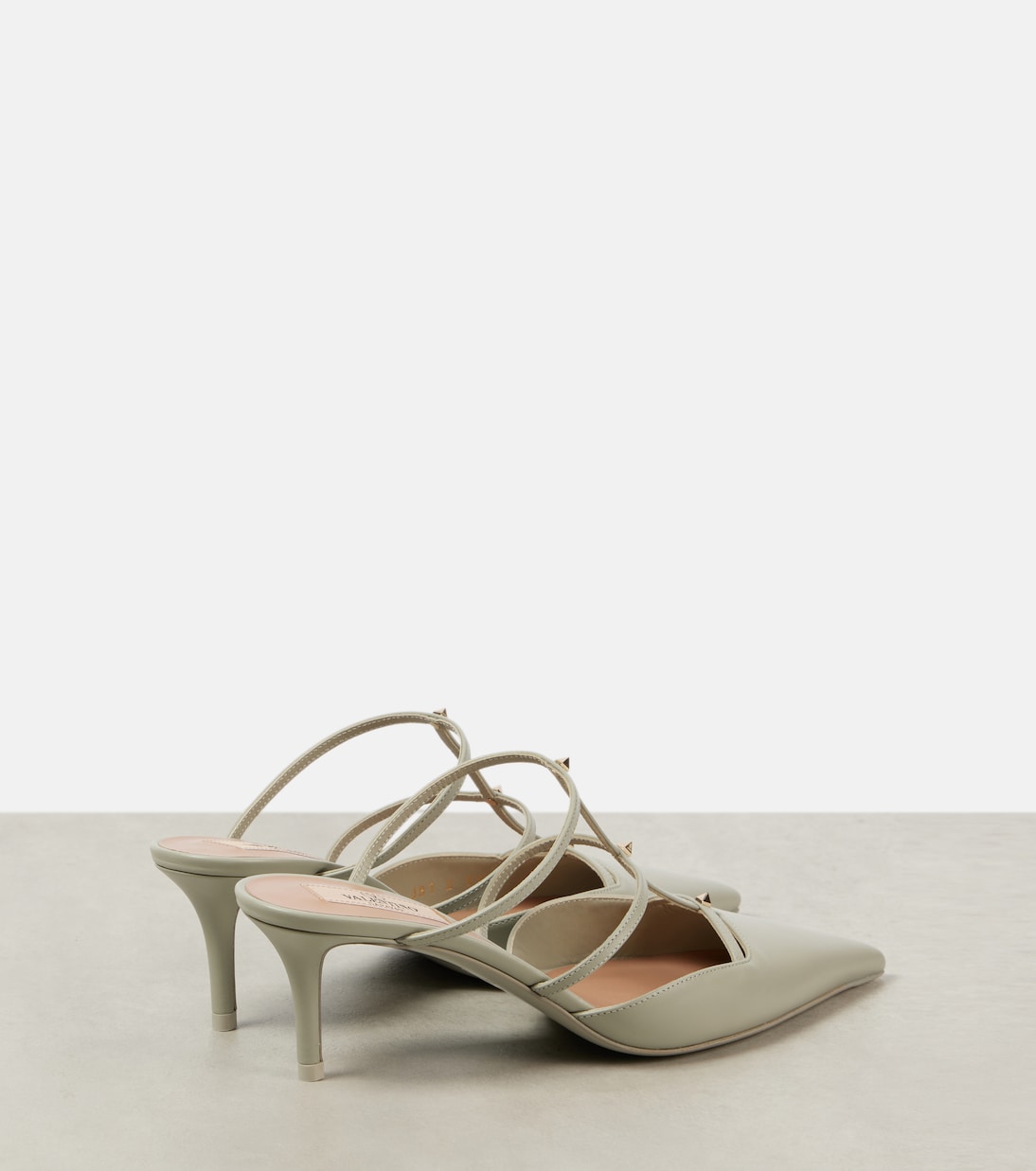 Mules Rockstud Wispy 60 aus Leder | Valentino Garavani